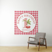 Tenture Premier anniversaire gingham rouge Cerise de bébé (En situation)