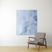 Tenture Ravens, montagnes enneigées et nuages (En situation)