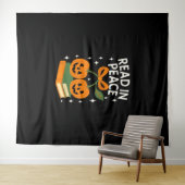 Tenture Read in Peace Funny Halloween Book (En situation (horizontale))