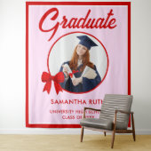 Tenture Red Gingham Bow Photo Graduation Backdrop (En situation)