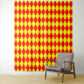 Tenture Red Yellow Harlequin Checkered Design  (En situation)