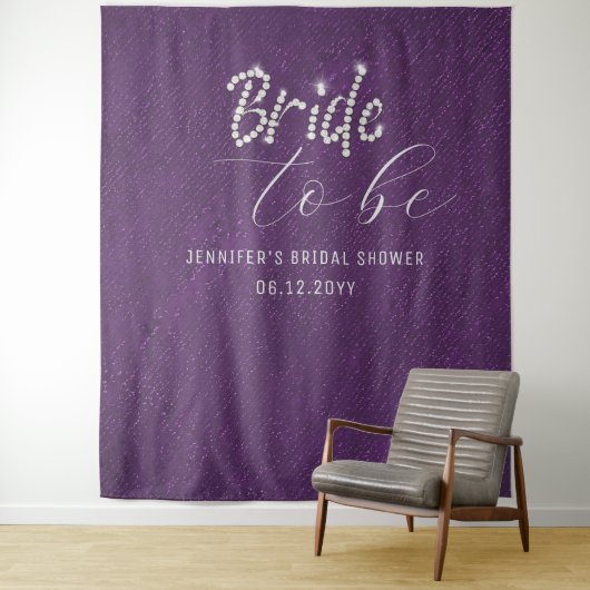 Tenture Rhinestone Script Fête des mariées violet fond (En situation)