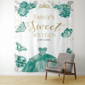 Tenture Robe verte Papillon sweet sixteen (En situation)