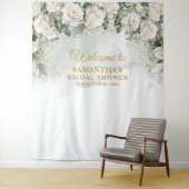 Tenture Roses blanches romantiques Eucalyptus Douche nupti (En situation)