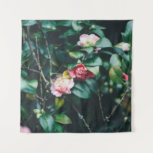 TENTURE ROSES DANS LE JARDIN (Devant)