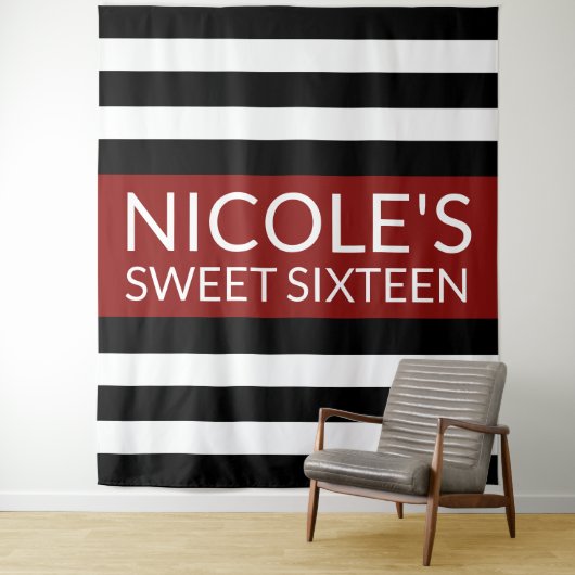 Tenture Rouge Noir & Blanc Doux 16 Anniversaire fond (En situation)