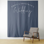 Tenture Script Dusty Mariage bleu marine Arrière - plan ph (En situation)