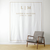 Tenture Simple Antique Or Monogramme Mariage élégant (En situation)