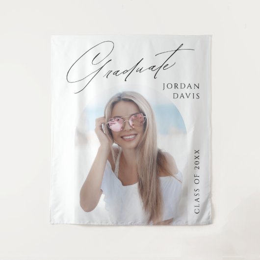 Tenture Simple Elegant Script Photo Graduation Party (Devant)
