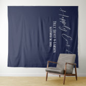Tenture Simple Happily Ever After Fond de photo Navy (En situation (horizontale))