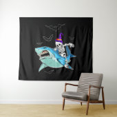 Tenture Skeleton Riding Shark Funny - Cadeau d'Halloween f (En situation (horizontale))