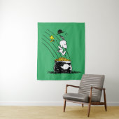 Tenture Snoopy Jumping dans le pot d'or (En situation)
