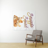 Tenture Snuggle Squad Wall Tapestry (En situation (horizontale))