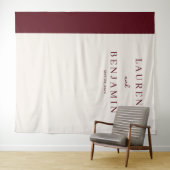 Tenture Sophisticated Maroon Minimalist Typographic (En situation (horizontale))