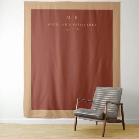 Tenture Sophisticated Rust Minimalist Typographic (En situation)