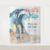 Tenture Surf's Up | Anniversaire de surf sur une plage tro (Devant)