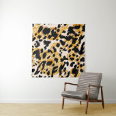 Tenture Texture léopard : motif baroque or. (En situation)