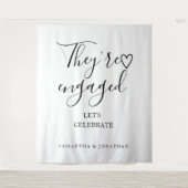 Tenture They're engages welcome sign Modern engagement  (Devant)