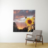 TENTURE TOURNESOLS ET COUCHER DE SOLEIL D'ÉTÉ AVEC NUAGES  (En situation)