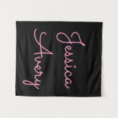 Tenture Tout nom | Script rose modifiable Cool sur noir (Devant (Horizontal))