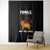 Tenture Trails et queue Wags Labrador Retriever (En situation)