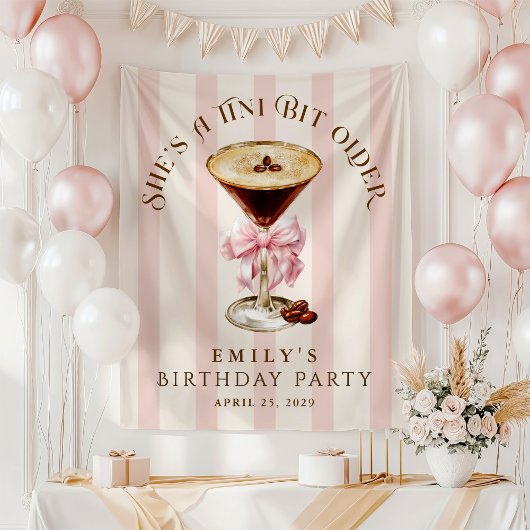 Tenture Un anniversaire Espresso Martini un tout petit peu