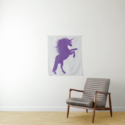 Tenture Unicorne violette (En situation)