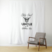 Tenture Vache sacrée Oncle du garçon qui fête son annivers (En situation)