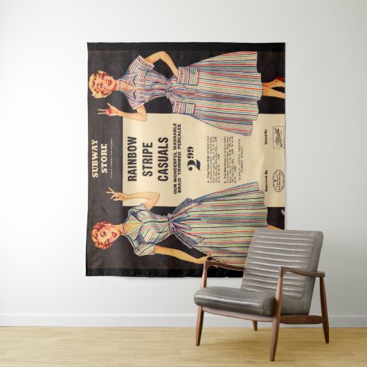 Tenture Vente 1953 de robe de magasin de souterrain de (En situation)