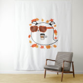 Tenture Vibes D'Automne Cute Ghost Classic T-Shirt (En situation)