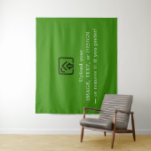 Tenture Vibrant Green Christmas Tapestry for Festive Walls (En situation)