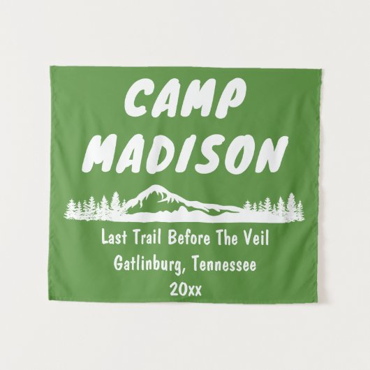 Tenture Voyage Camping Prop - Camp Bachelorette Mountain V (Devant (Horizontal))