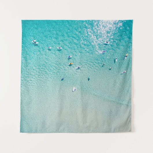 Tenture Vue aérienne de surfeurs, océan clair. (Devant)