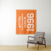 Tenture Welcome Class of 1996, Orange Reunion Party Decor (En situation)