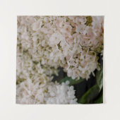 TENTURE WHITE HYDRANGEAS IN BLOOM (Devant (Horizontal))