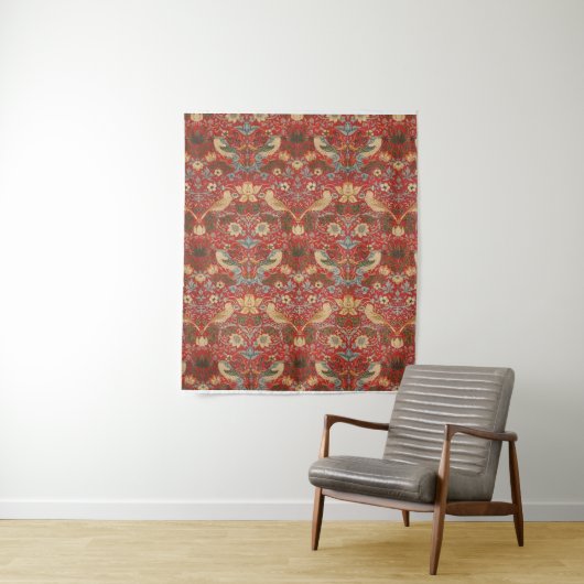Tenture William Morris Red Strawberry Thief (En situation)