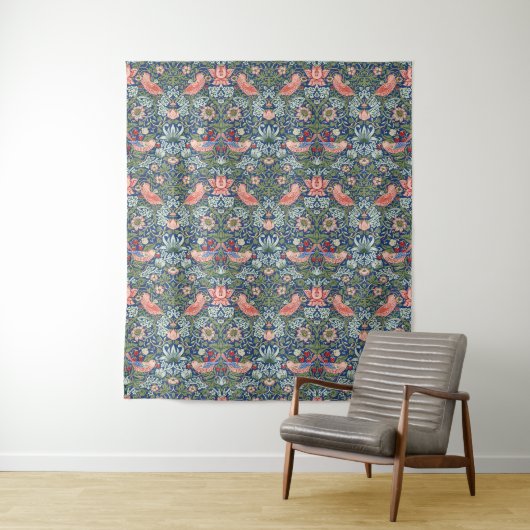 Tenture William Morris Strawberry Thief Marine Corail (En situation)