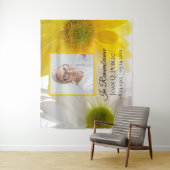 Tenture Yellow and White Daisies Funeral Memorial (En situation)