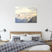 Terminal Velocity Peregrine Falcon Canvas Afdruk (Insitu (Slaapkamer))