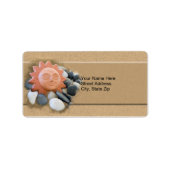 Terra Cotta Sun op Zand en Rocks Etiket (Voorkant)