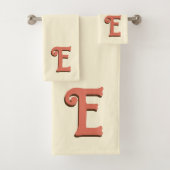 Terracotta 3D Modern Initiaal Letter | Ivoorcrème Bad Handdoek (Insitu)