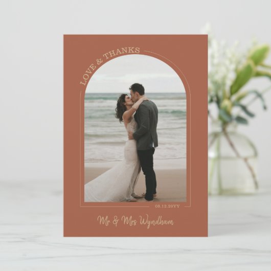 Terracotta Arch Wedding Photo Love & Bedankt (Staand voorkant)