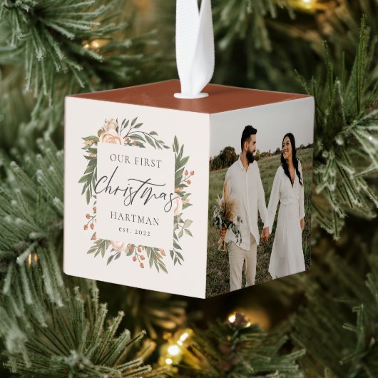 Terracotta Boho Floral Eerste Kerstmis Pas getrouw Kubus Ornament (Boom)