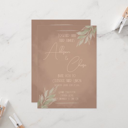 Terracotta Boho Wedding Invitation with Minimalist Kaart (Voorkant / Achterkant in situ)
