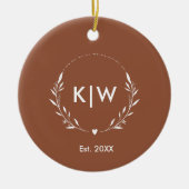 Terracotta en wit | Monogram moderne Initialen Keramisch Ornament (Voorkant)