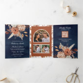Terracotta Floral all in one QR Code Navy Wedding Drieluik Uitnodiging (Binnen)