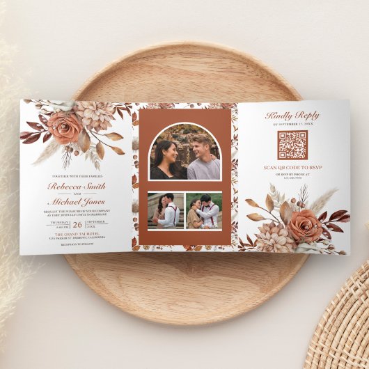 Terracotta Floral All in One QR Code Weddenschap Drieluik Uitnodiging