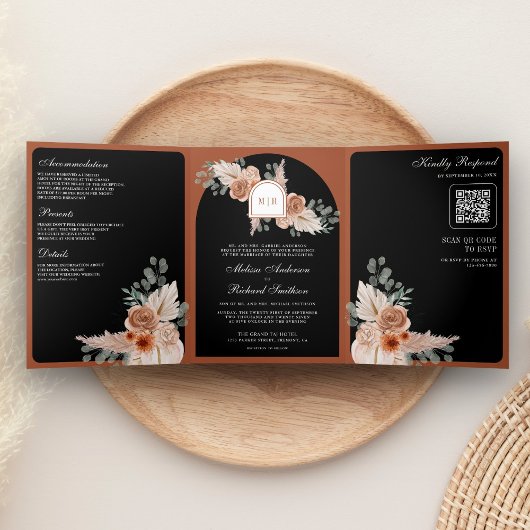 Terracotta Floral Pampas Black QR Code Wedding Drieluik Uitnodiging