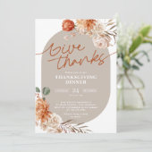 Terracotta Floral Thanksgiving Dîner Invitation (Debout devant)