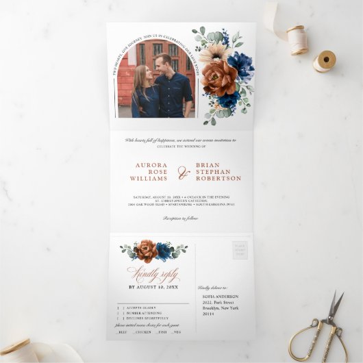 Terracotta Navy Blue Pampas Grass Rustic Wedding Drieluik Aankondiging (Binnen)